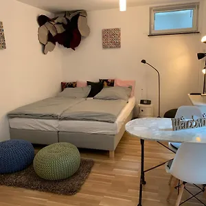 Apartamento Helle Souterrainwohnung Mit Komfort