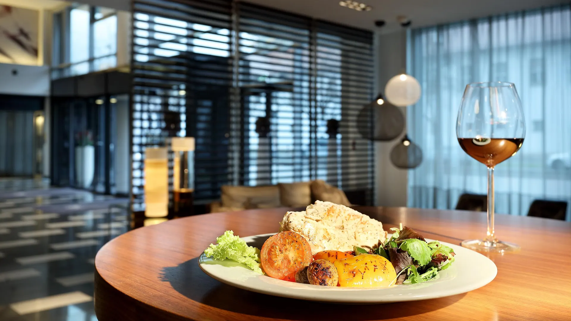 Hotel Eurostars Grand Central Munich