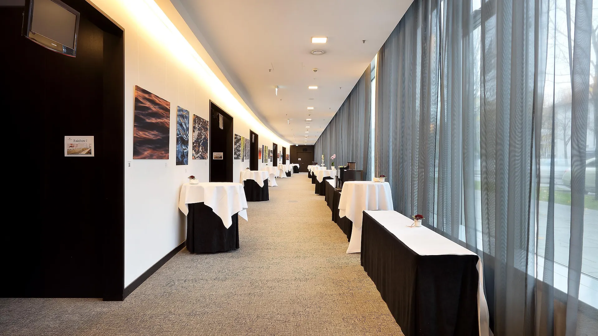Eurostars Grand Central Munich Hotel