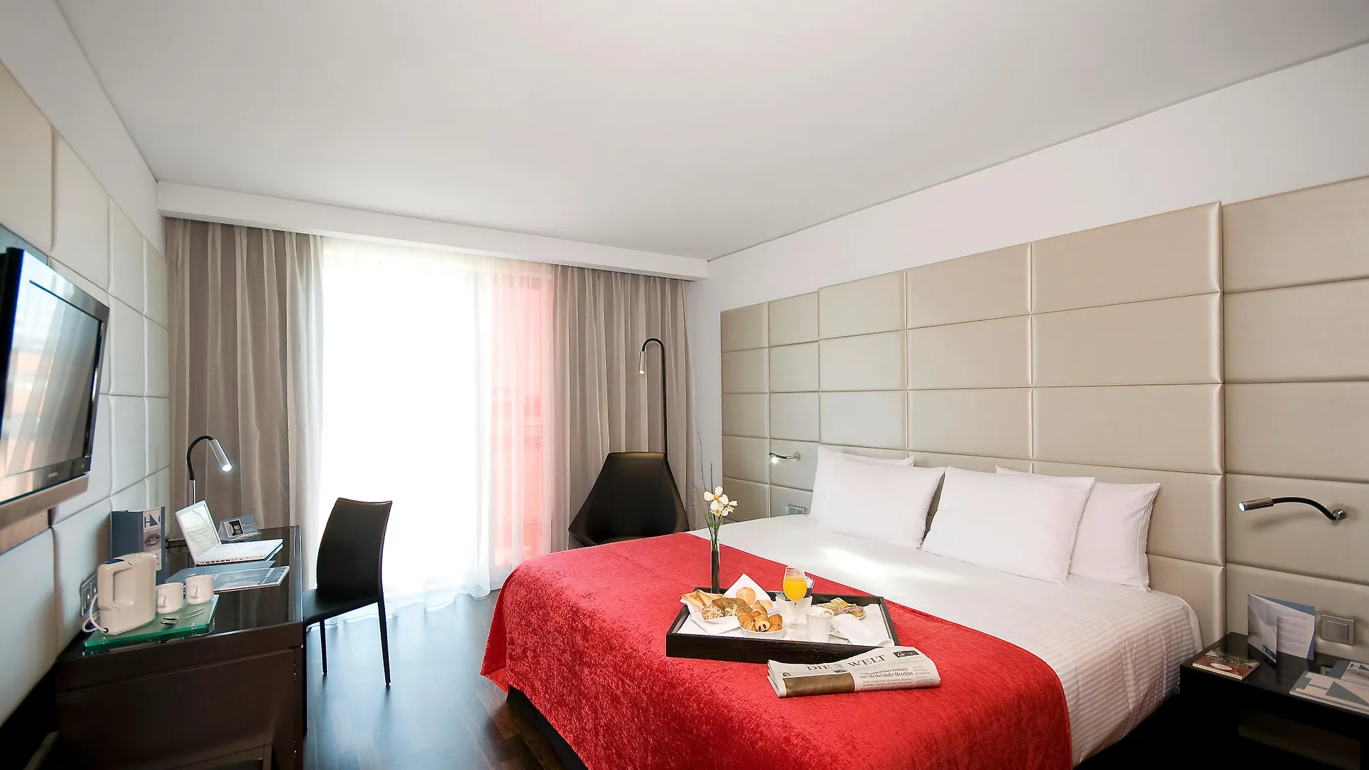 Szálloda Eurostars Grand Central München