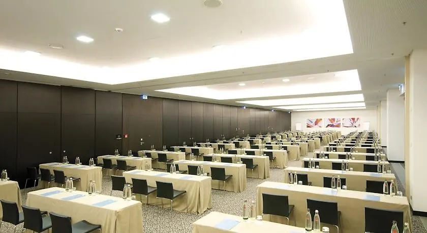 **** Otel Eurostars Grand Central Münih Almanya